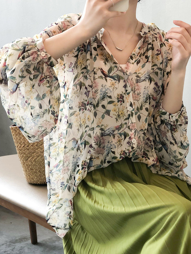 Summer Artsy V-neck Loose Shirt