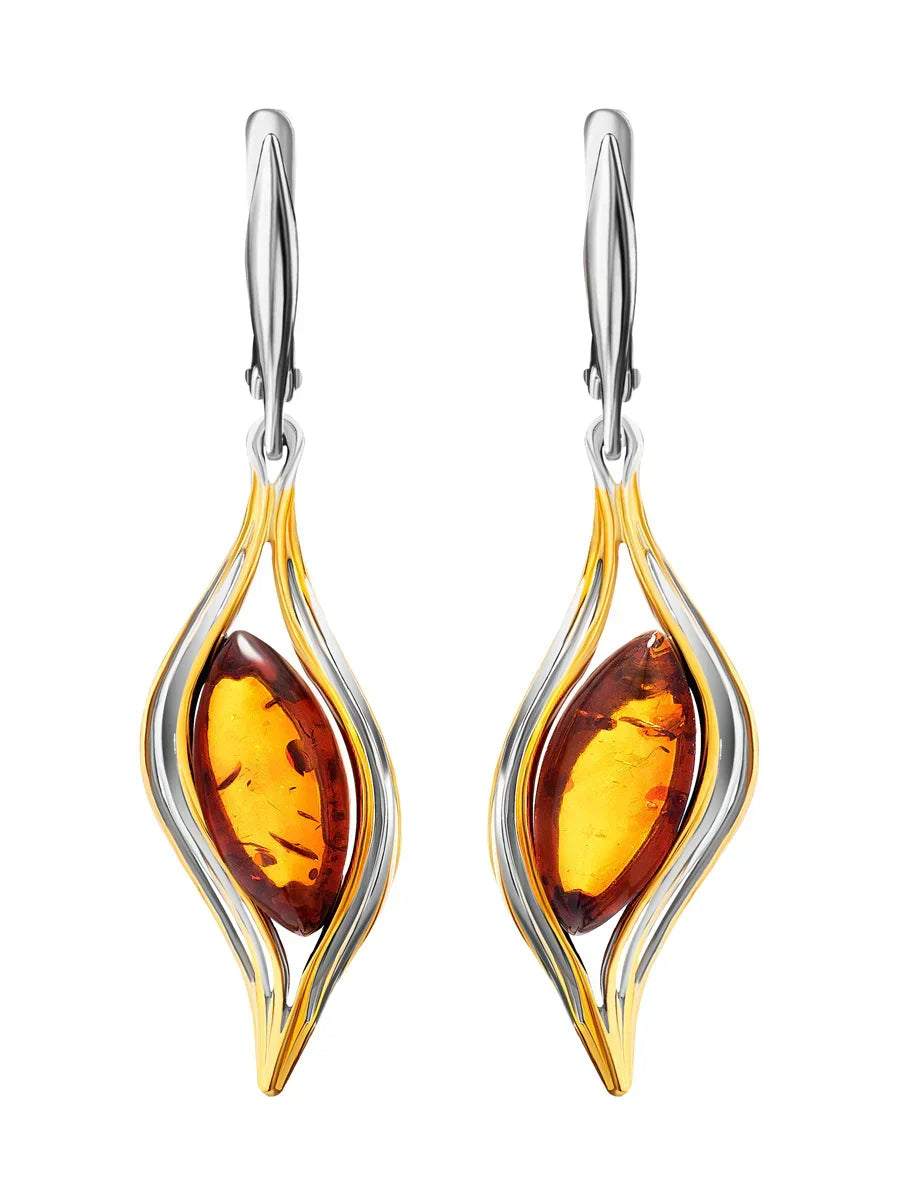 Romantic Silver Earring for Special Moments