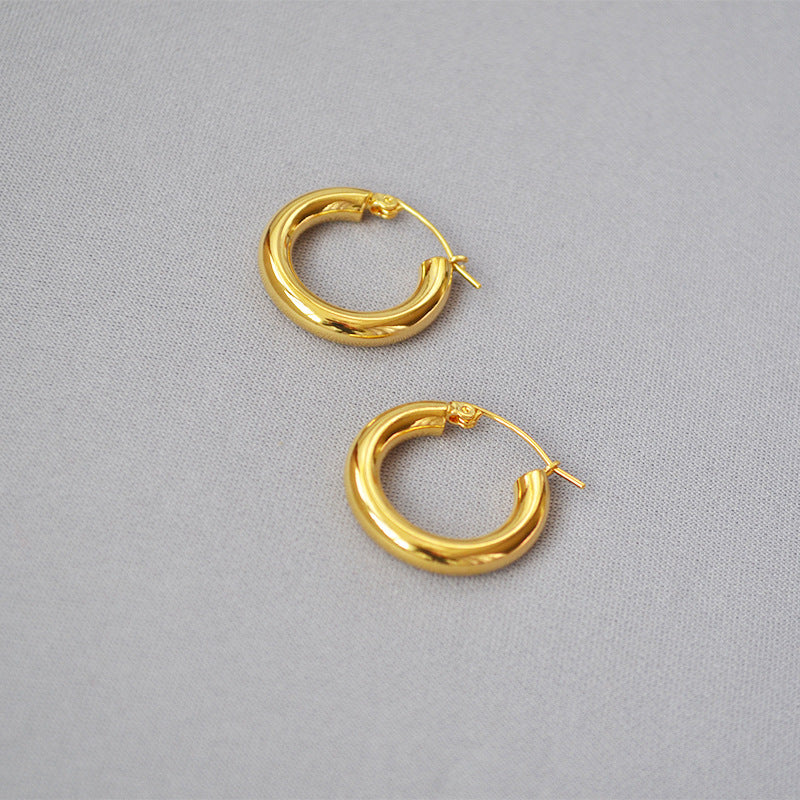 Elegant Gold Earring for Every Occasion