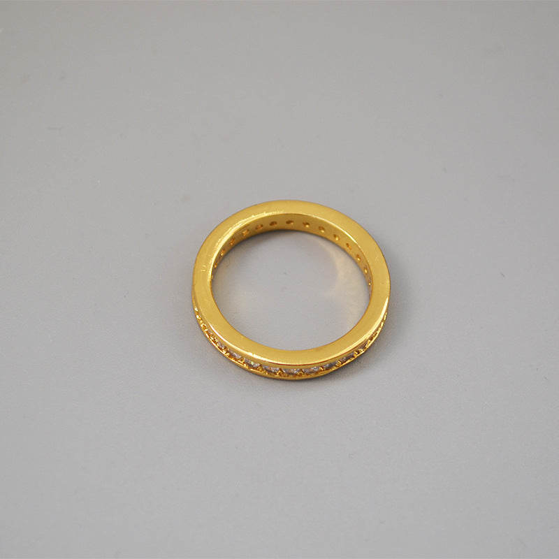 Charming Gold Ring for Any Occasion