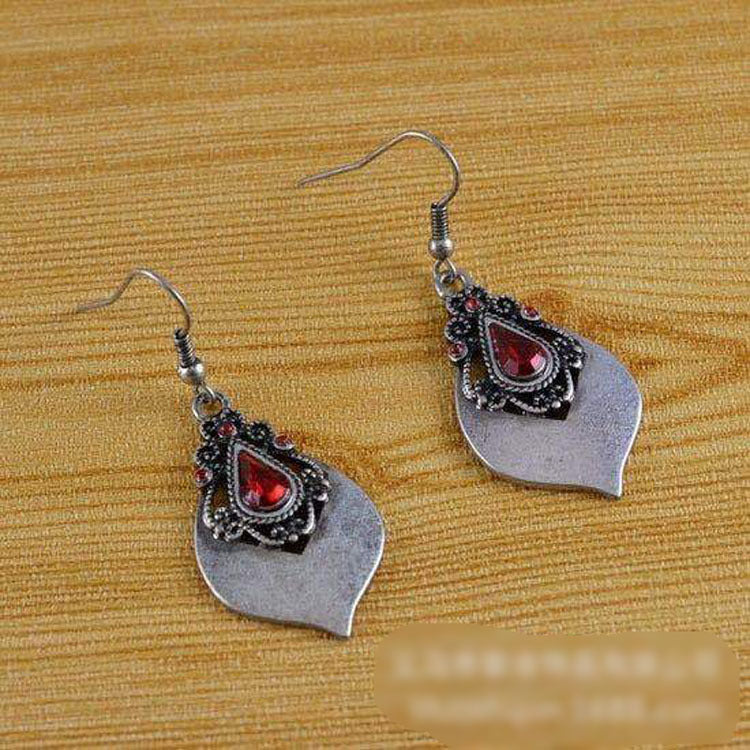 Romantic Earring for Special Moments