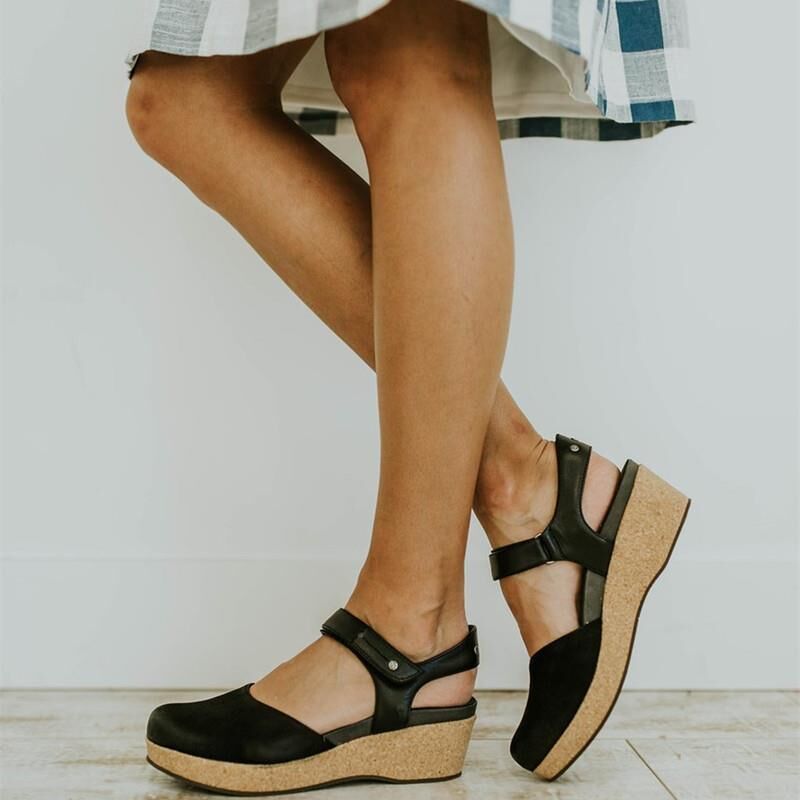 Beautifully Crafted Orthopedic Sandals
