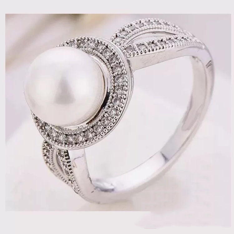 Elegant Pearl Ring for Every Occasion