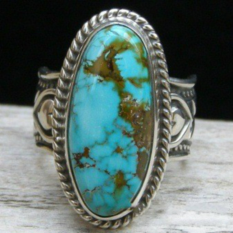 Classic Ring with Timeless Appeal