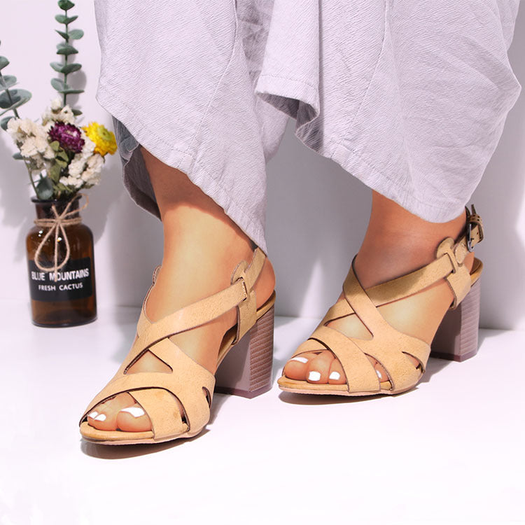 Graceful Orthopedic Sandals for Modern Look