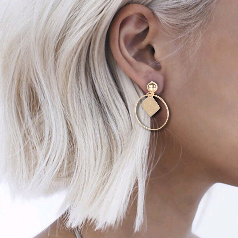 Stunning Earring for Daily Wear