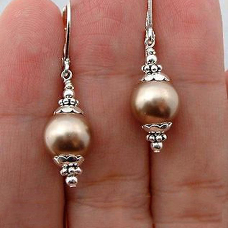 Stunning Pearl Earring for Daily Wear