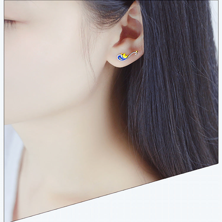 Charming Earring for Any Occasion