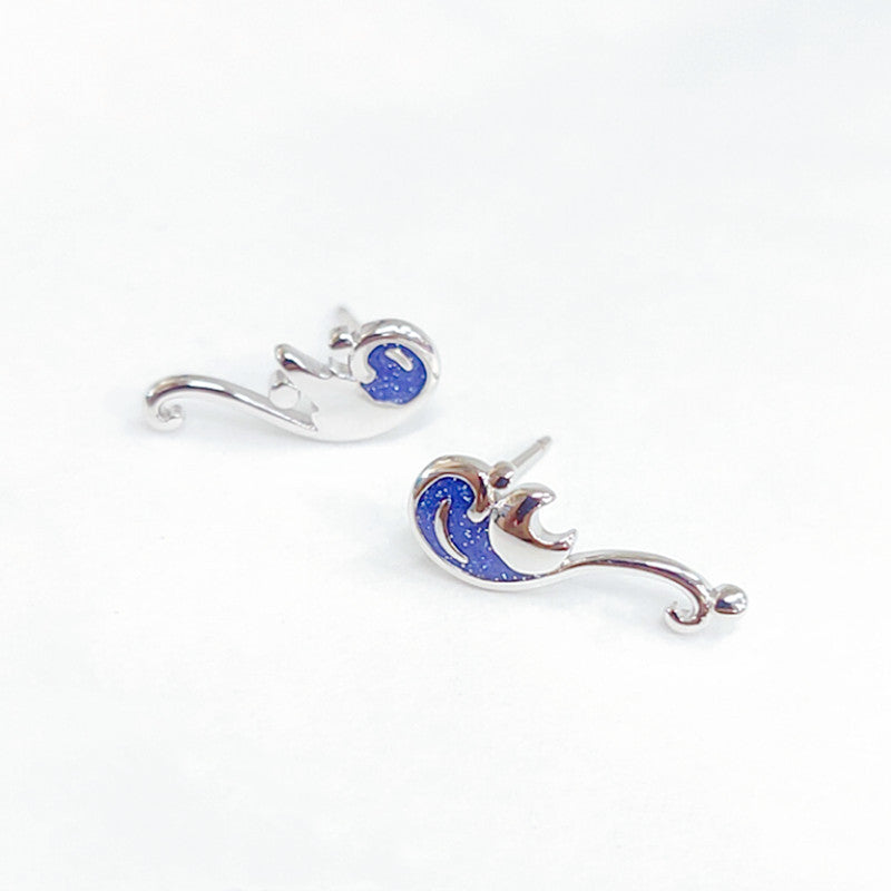 Charming Earring for Any Occasion