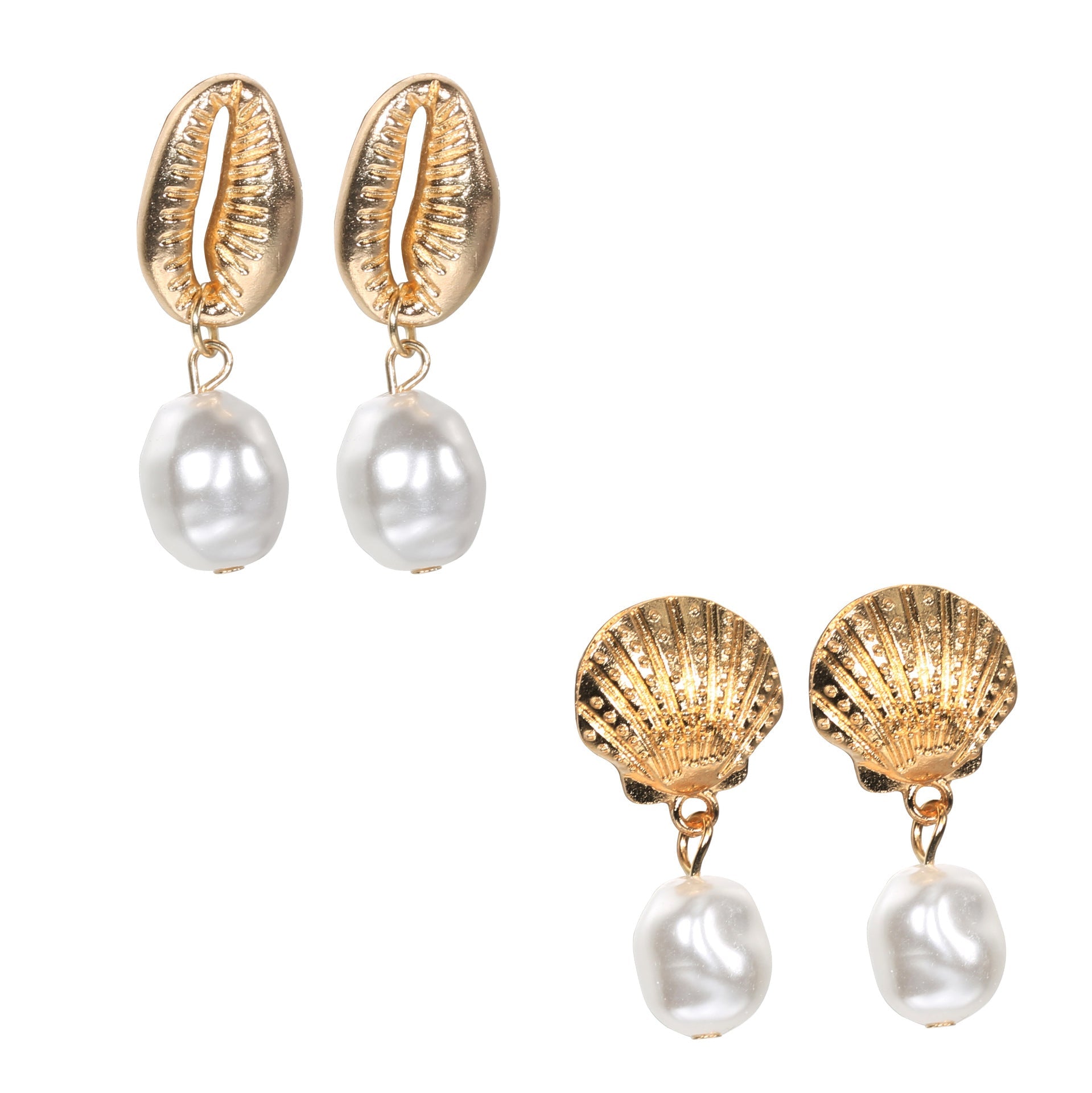 Classic Gold Set with Timeless Appeal
