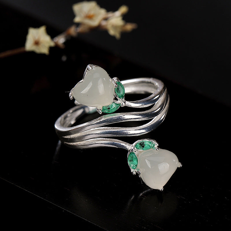 Charming Silver Ring for Any Occasion