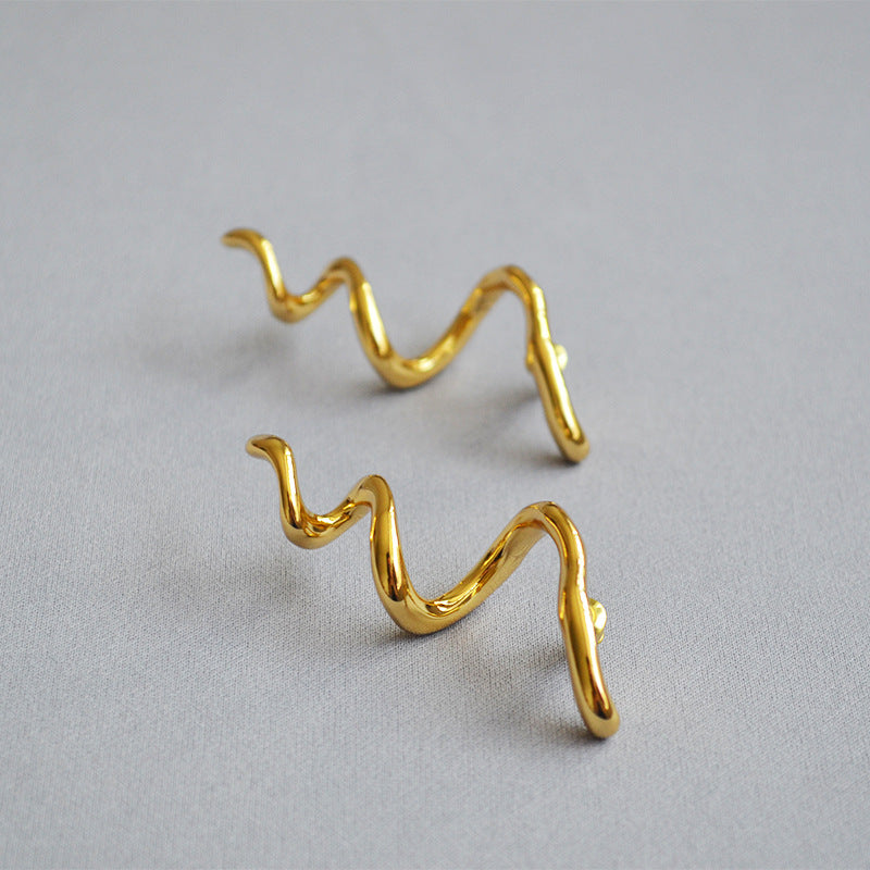 Vintage Handmade Gold Earring