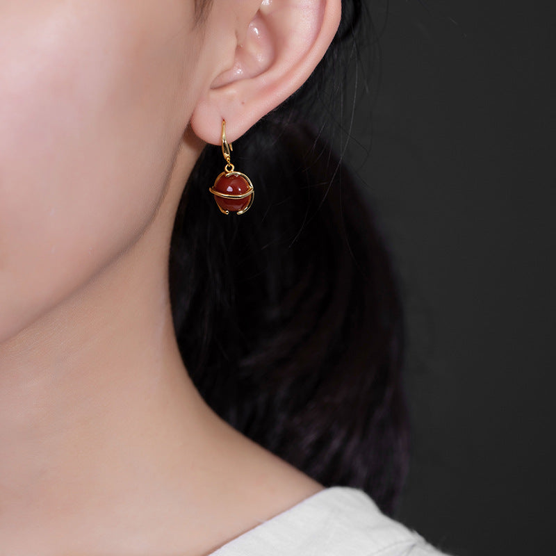 Beautiful Gold Earring with Unique Style