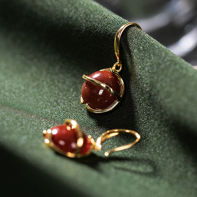 Beautiful Gold Earring with Unique Style