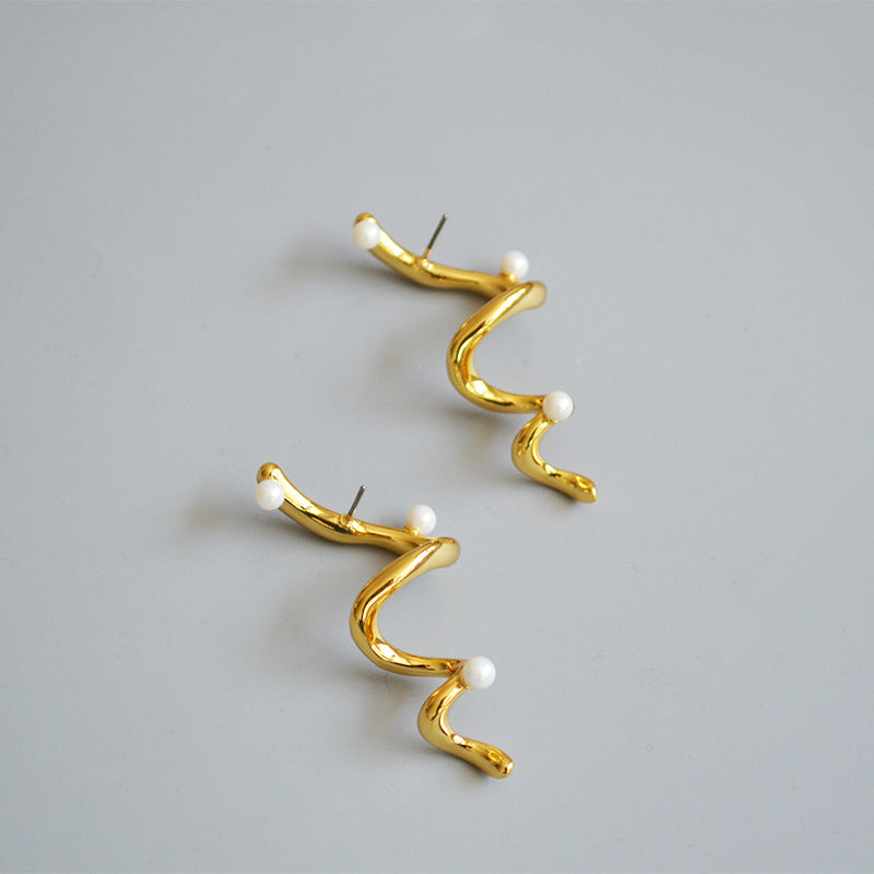 Delicate Artisan Pearl Earring
