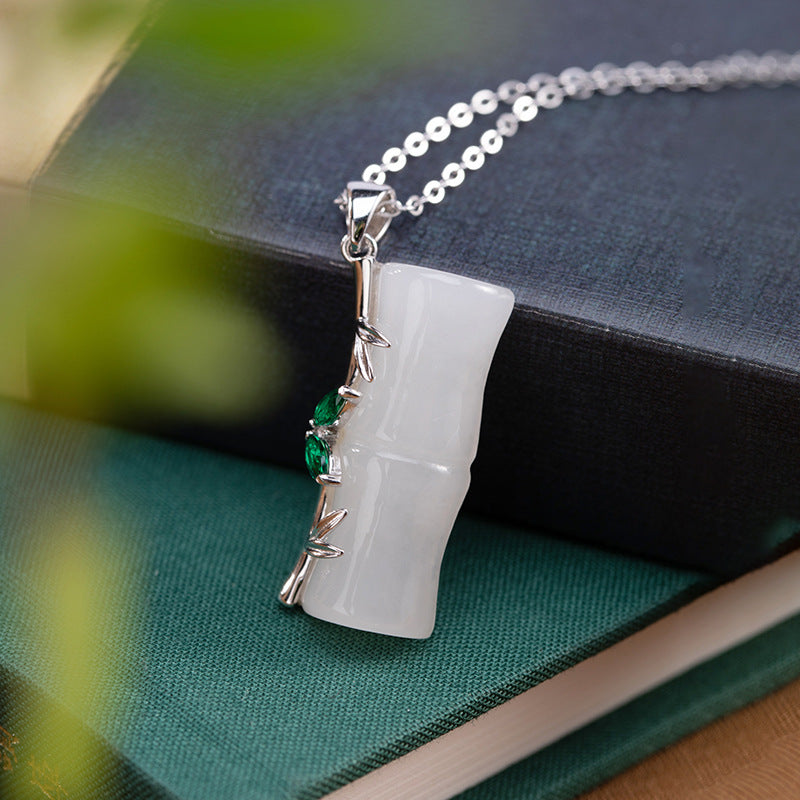 Charming Silver Necklace for Any Occasion