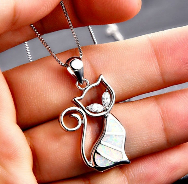 Stunning Necklace for Daily Wear