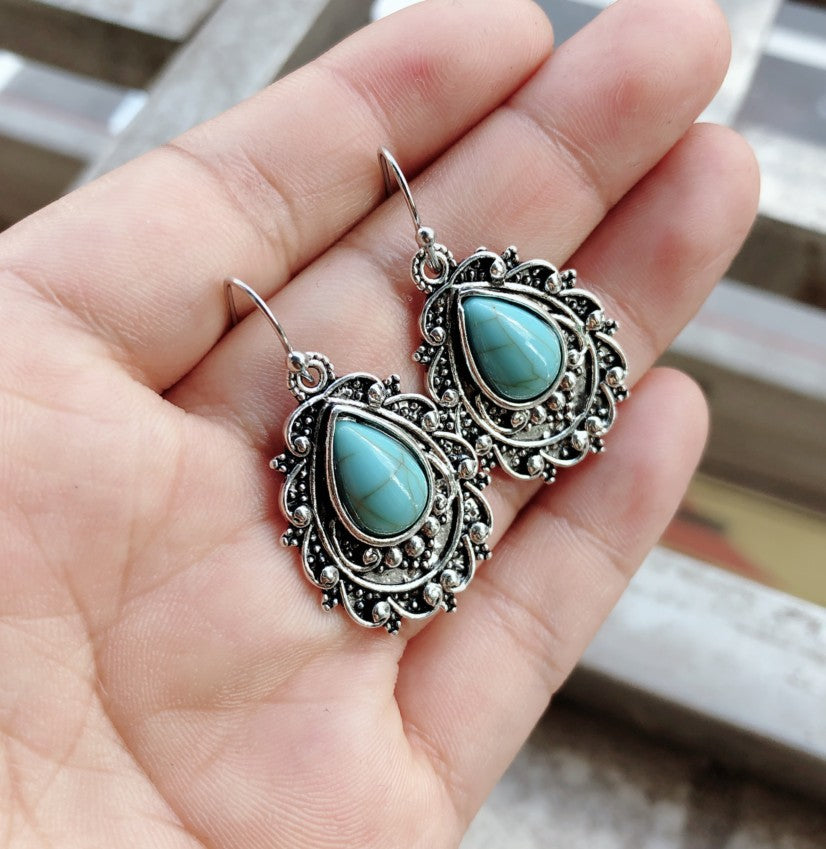 Stunning Silver Earring for Daily Wear