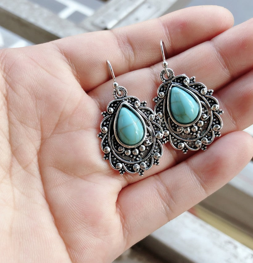 Stunning Silver Earring for Daily Wear