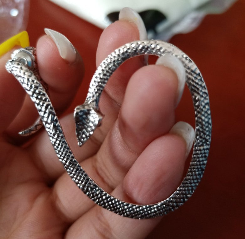 Charming Earring for Any Occasion