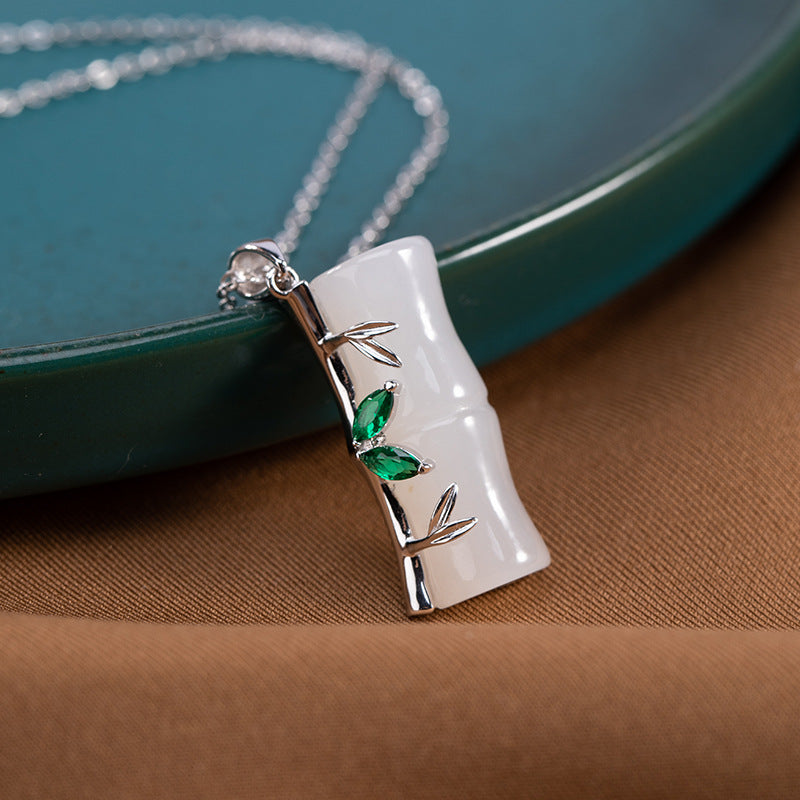 Charming Silver Necklace for Any Occasion