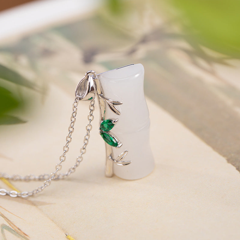 Charming Silver Necklace for Any Occasion