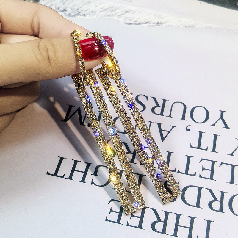 Romantic Earring for Special Moments