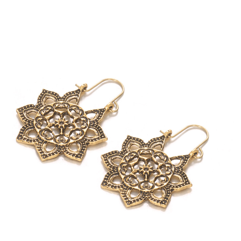 Classic Earring with Timeless Appeal