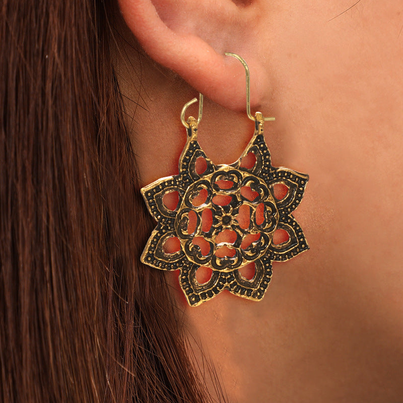 Classic Earring with Timeless Appeal