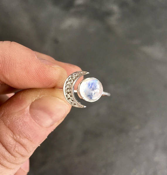 Romantic Silver Ring for Special Moments