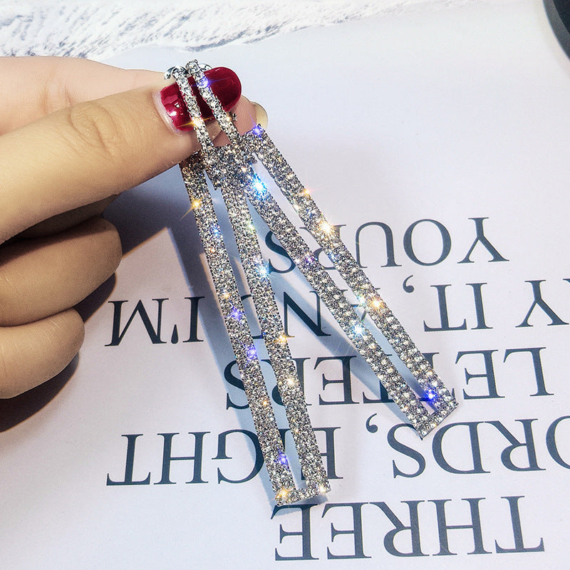 Romantic Earring for Special Moments
