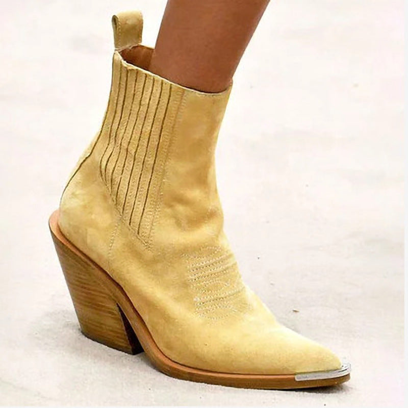 Graceful Orthopedic Boots for Modern Look