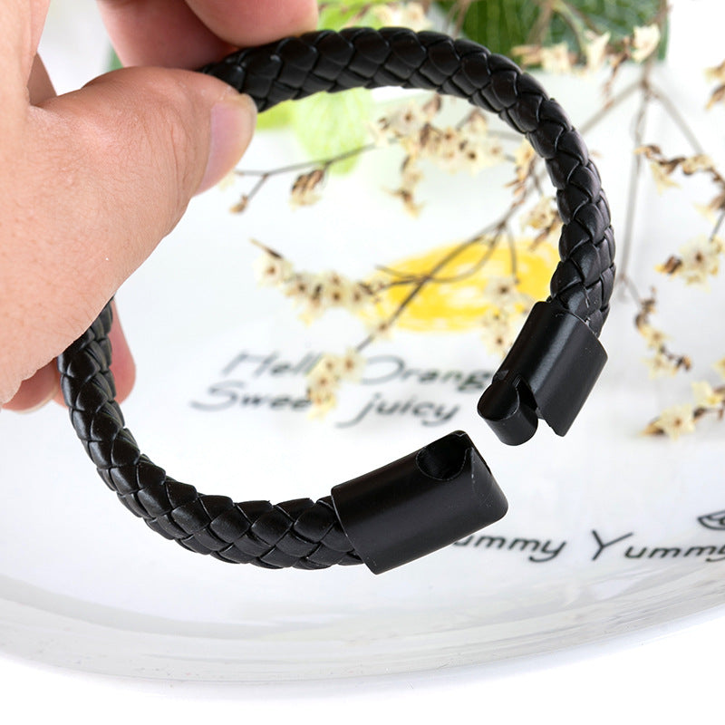 Charming Bracelet for Any Occasion