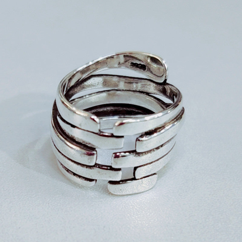Elegant Silver Ring for Every Occasion