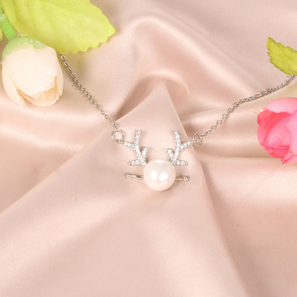 Romantic Pearl Necklace for Special Moments