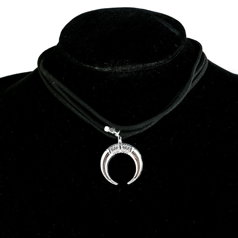 Stunning Necklace for Daily Wear