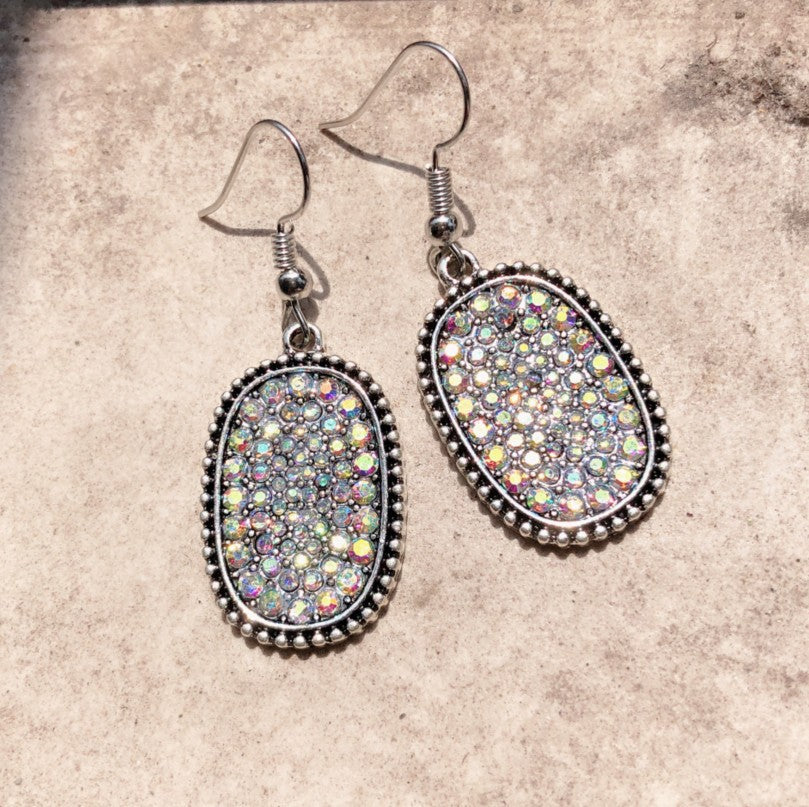 Classic Silver Set with Timeless Appeal