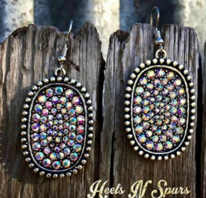 Classic Silver Set with Timeless Appeal