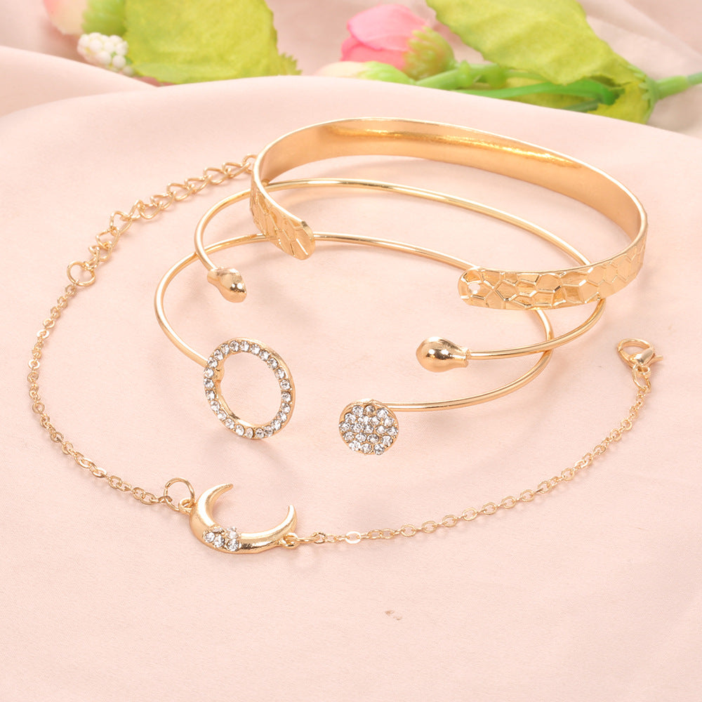 Beautiful Set with Unique Style
