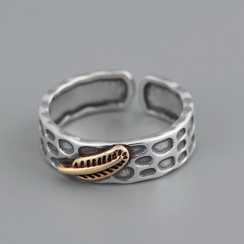 Charming Gold Ring for Any Occasion