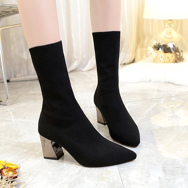 Graceful Orthopedic Boots for Modern Look