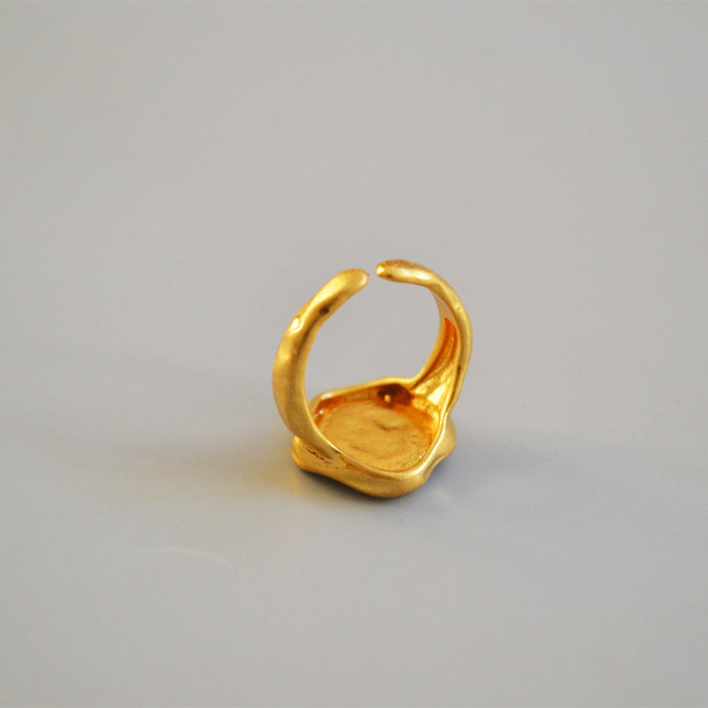 Romantic Gold Ring for Special Moments