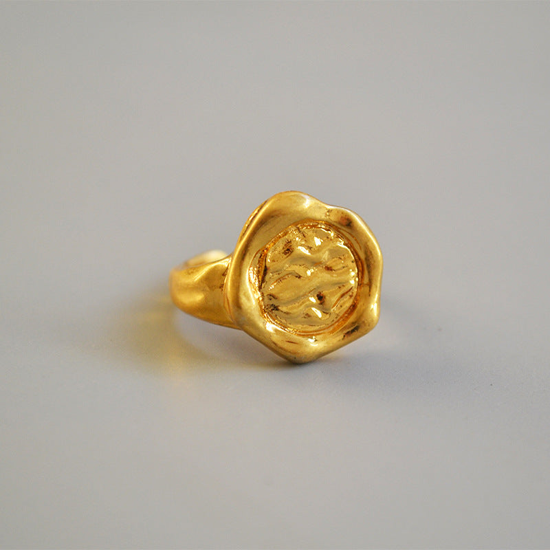 Romantic Gold Ring for Special Moments
