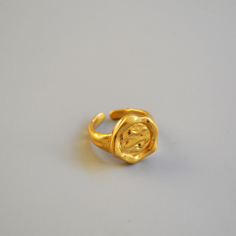 Romantic Gold Ring for Special Moments