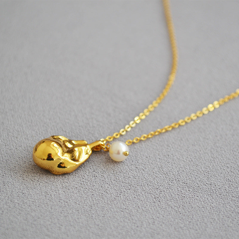 Charming Gold Necklace for Any Occasion