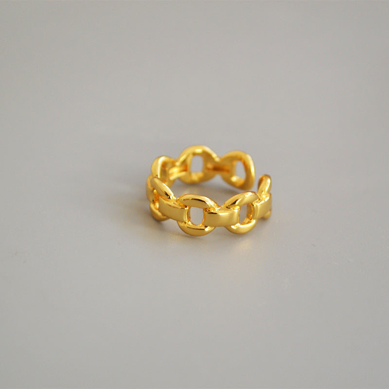 Romantic Gold Chain for Special Moments