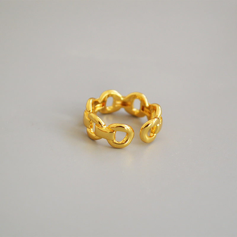Romantic Gold Chain for Special Moments