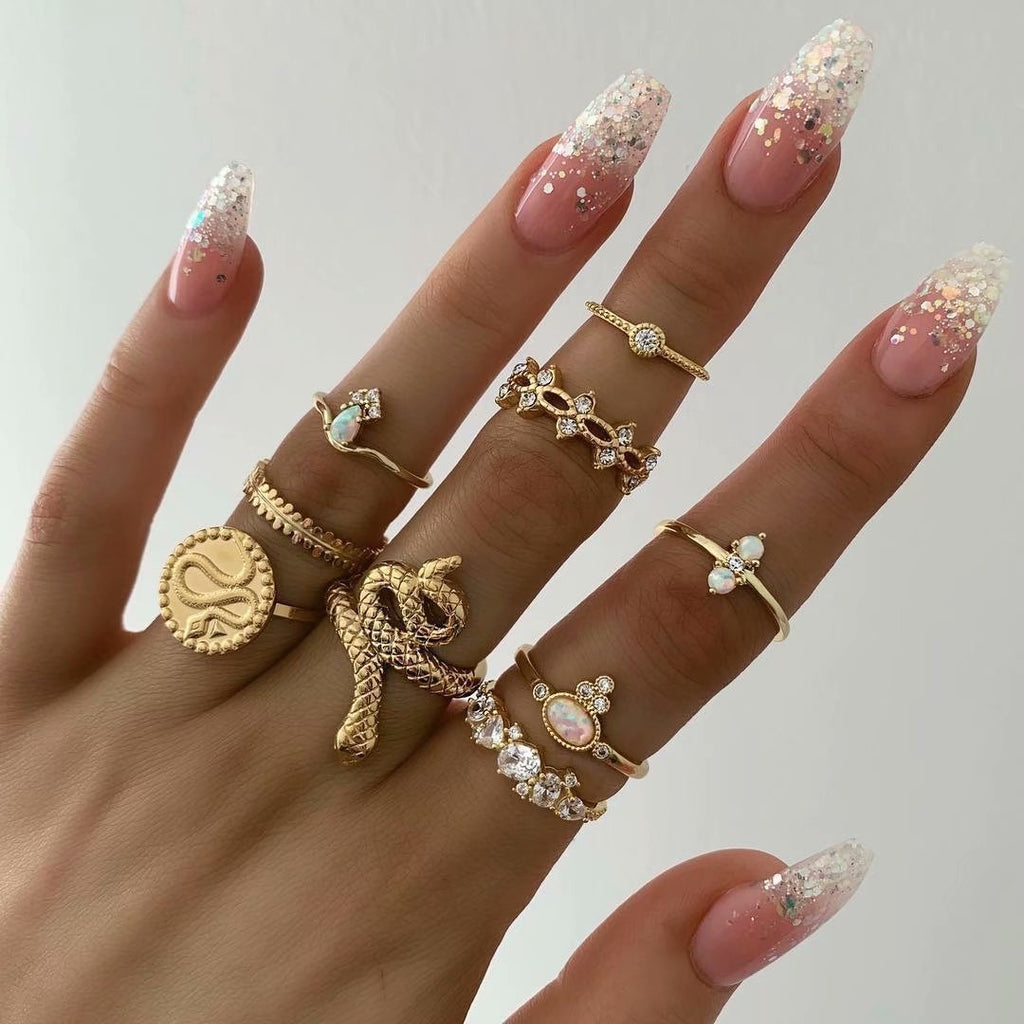 Beautiful Set with Unique Style