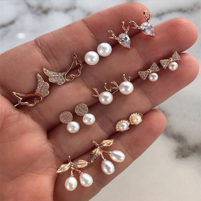 Beautiful Pearl Set with Unique Style