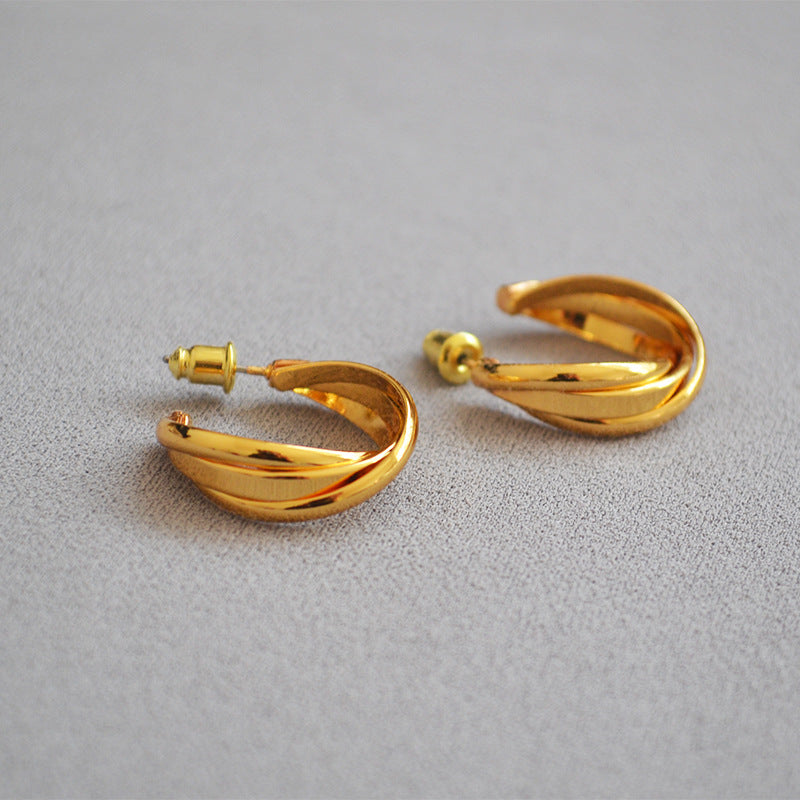 Stunning Gold Earring for Daily Wear